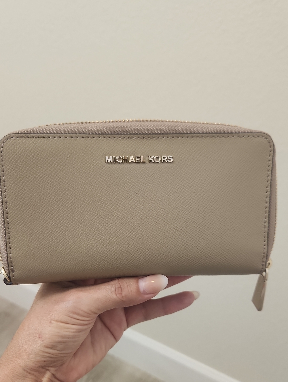 Michael Kors Beige Saffiano Zip Wallet with Gold Logo